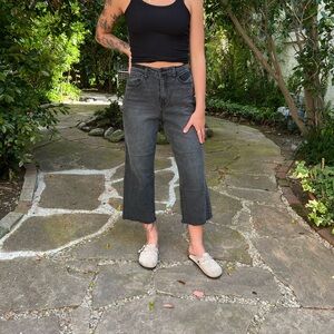 Boyfriend fit cutoff jeans